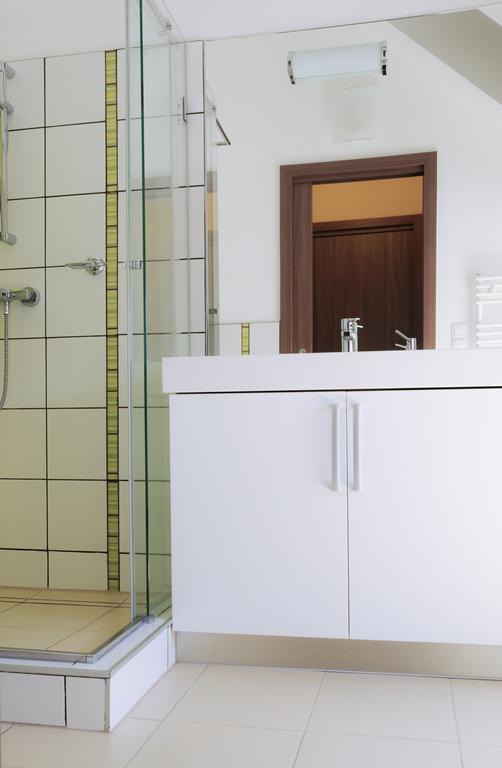 Vinosseum Bor- Es Apartmanhaz Apartment Ödenburg