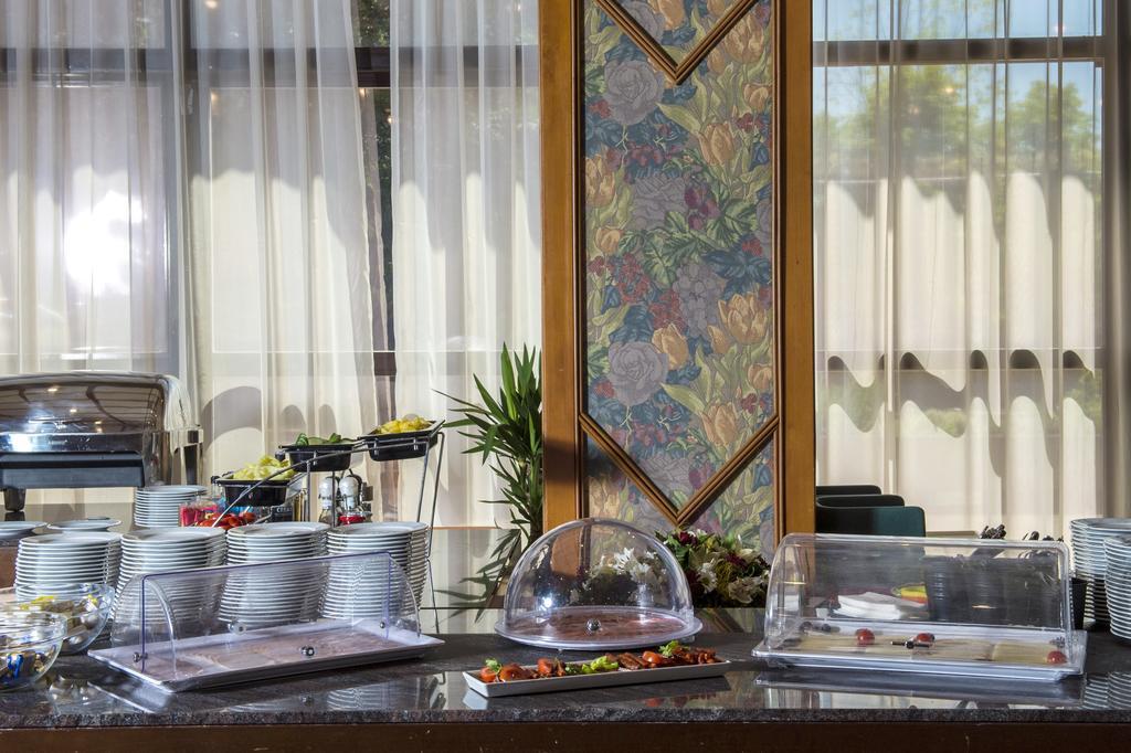 Vinosseum Bor- Es Apartmanhaz *